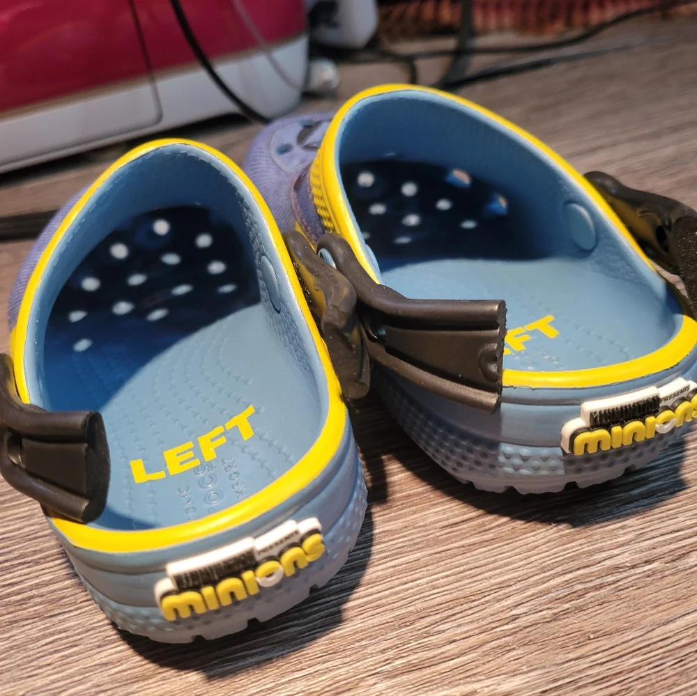 Crocs X Minions Kids Clogs Toddler Size 8‎